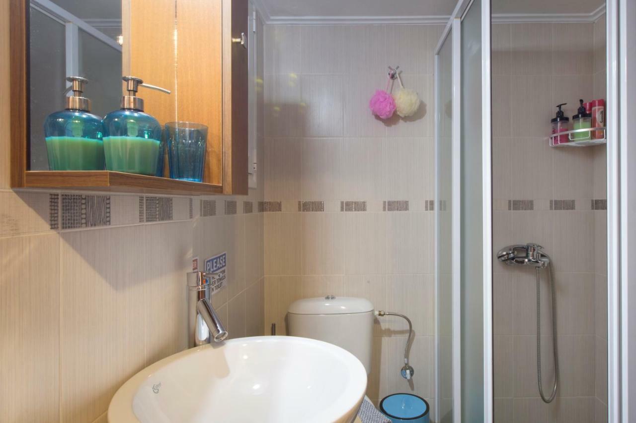 Keramikos Cozy Apartment By Yha Atenas Exterior foto